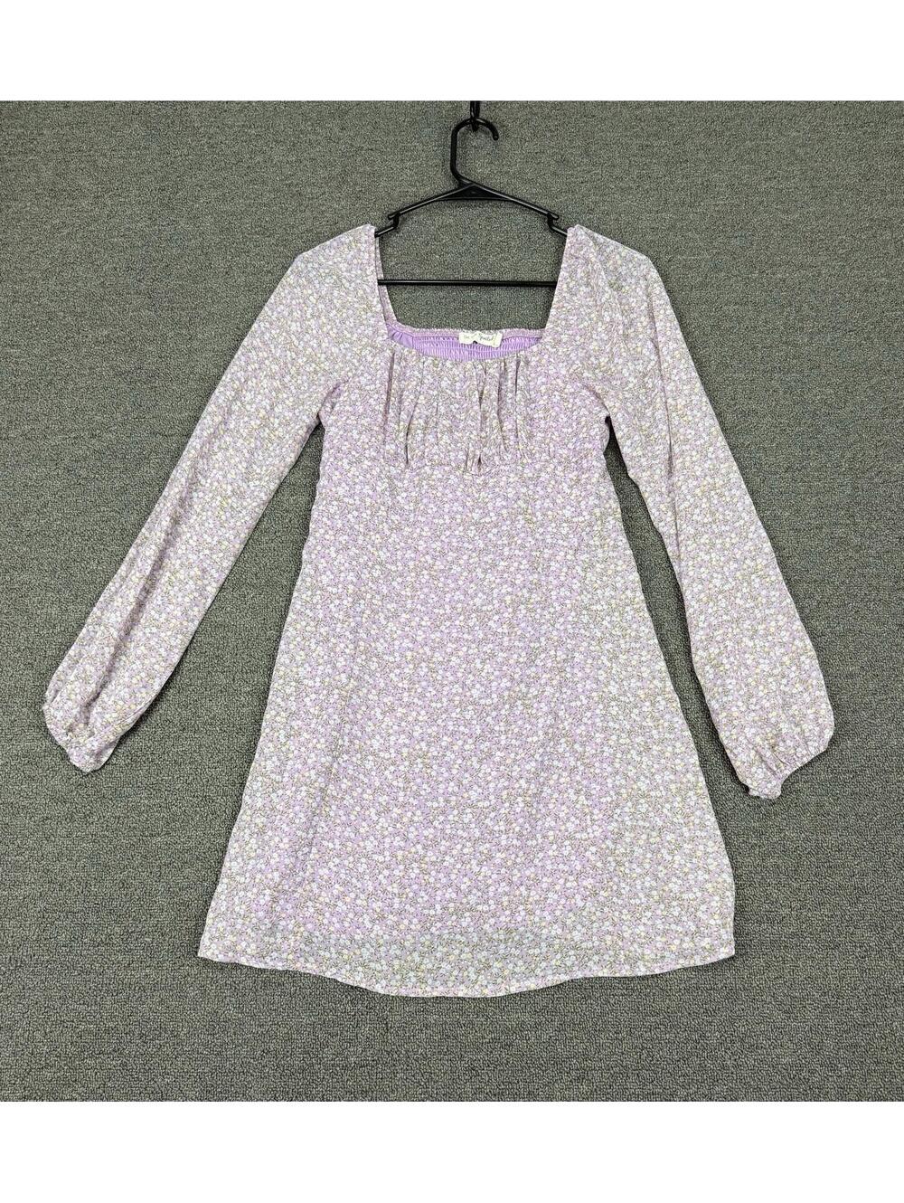 Live To Be Spoiled Juniors M Long Sleeve Ruched Bodice Purple Floral Dress